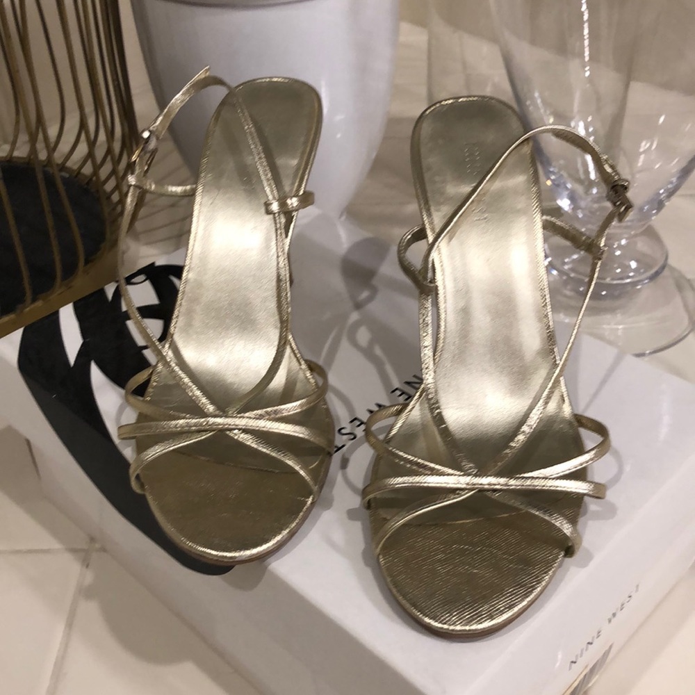 Nine West light gold heels